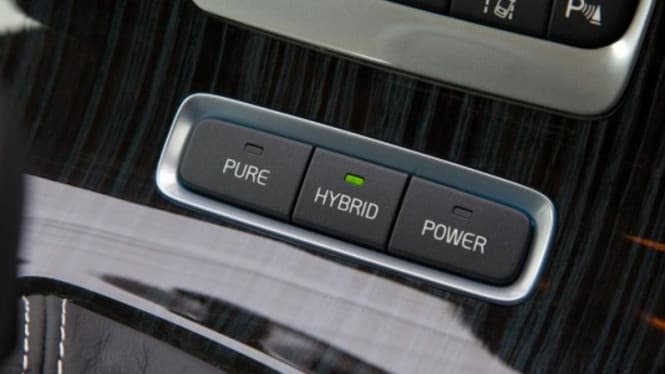 Menyingkap Perbedaan Mobil Hybrid dan Mobil Biasa
