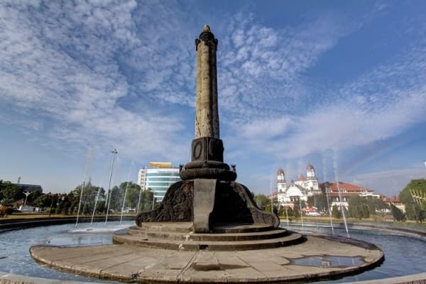 Tugu Muda sebagai titik pusat Peringatan Pertempuran Lima Hari Semarang. (Shutterstock)