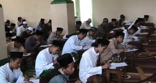 Kegiatan belajar di Pondok Tahfidh Yanbu'ul  Quran.  (ptyqputra.arwaniyyah.com)