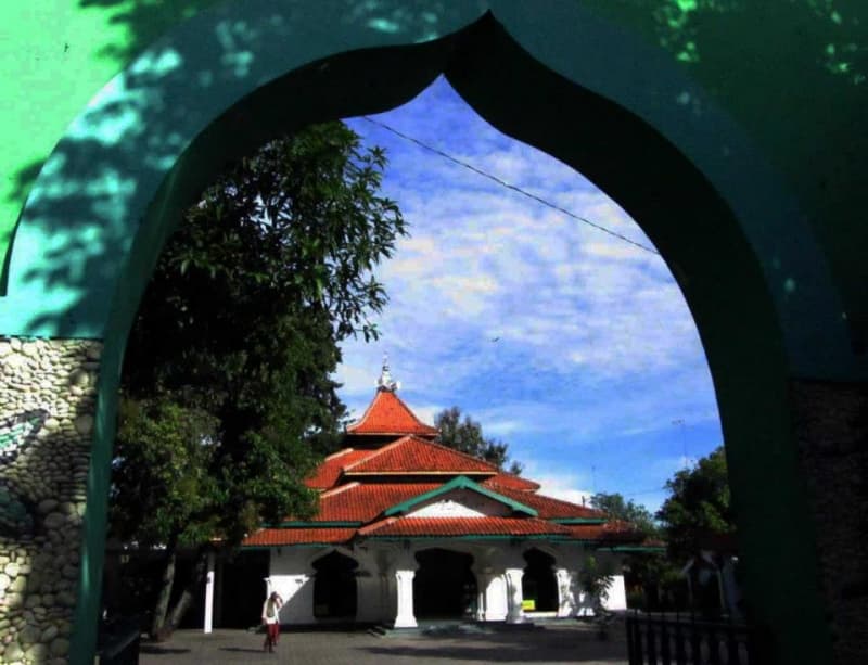 Masjid Kauman Sragen (susiliadi.blogspot.co.id)