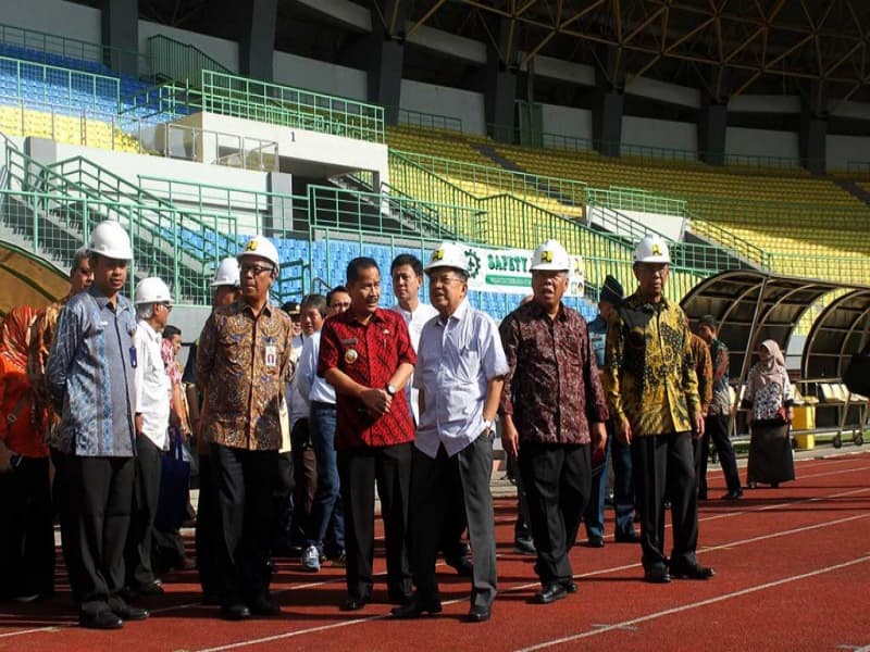 Wapres Jusuf Kalla dan rombongan meninjau venue kompetisi Asian Games 2018. (Metrotvnews.com)