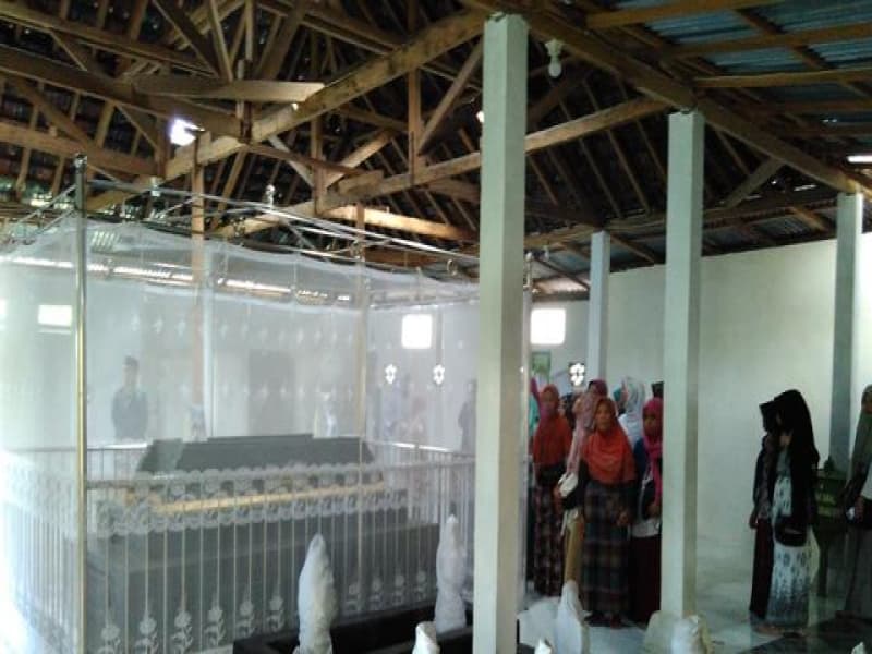 Makam Syekh Abdul Qadar Muhammad Di Desa Kemukus, Kecamatan Banjar, Kabupaten Buleleng, Bali. (Liputan6.com) 