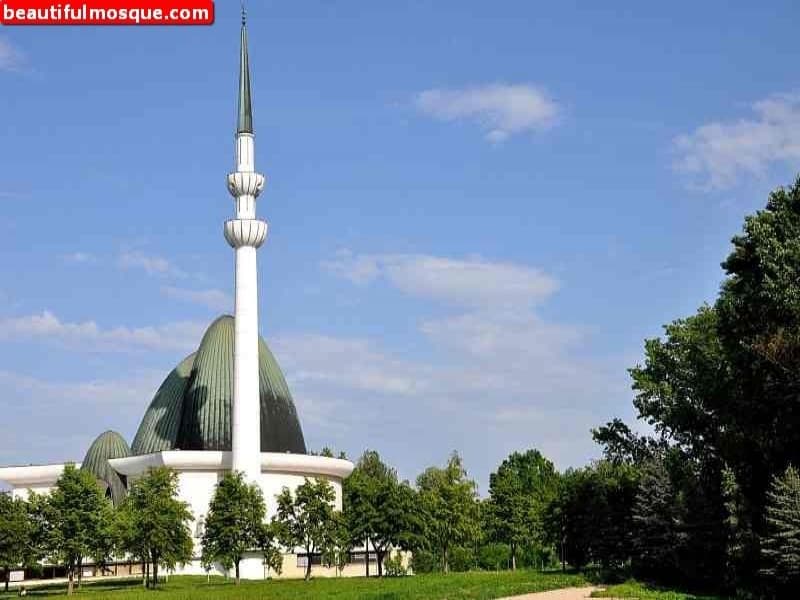 Masjid Zagreb (beautifulmosque.com)