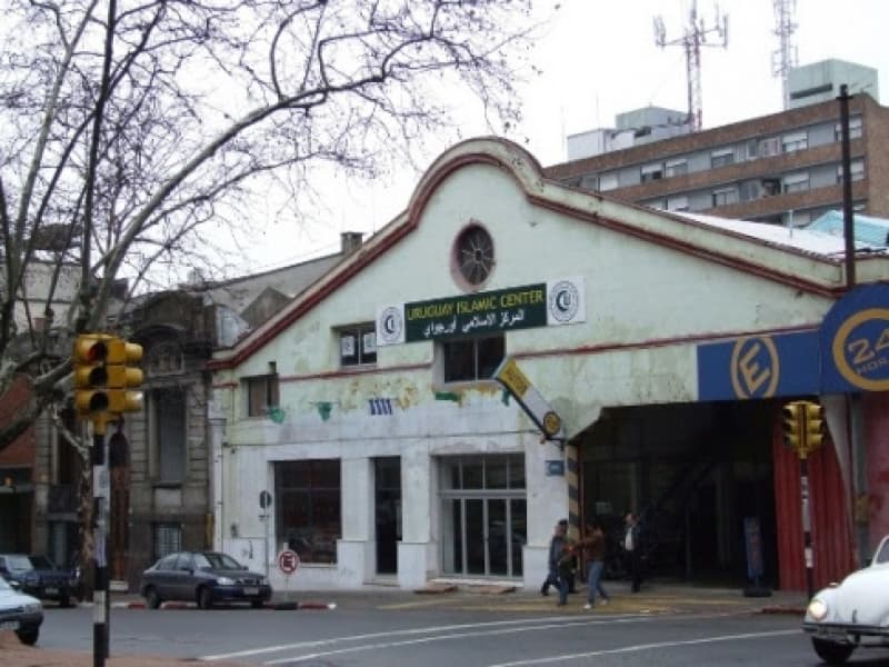 Uruguay Islamic Center. (bujangmasjid.blogspot.com)
