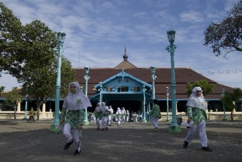 Melongok Penyebaran Islam di Solo dari Masjid-Masjid Bersejarah