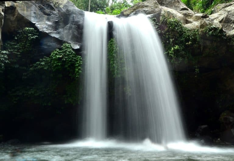 Akhir Pekan Menjelang, Yuk, Jalan-Jalan Menikmati Gemericik Curug Panglebur Gongso Limbangan Kendal!