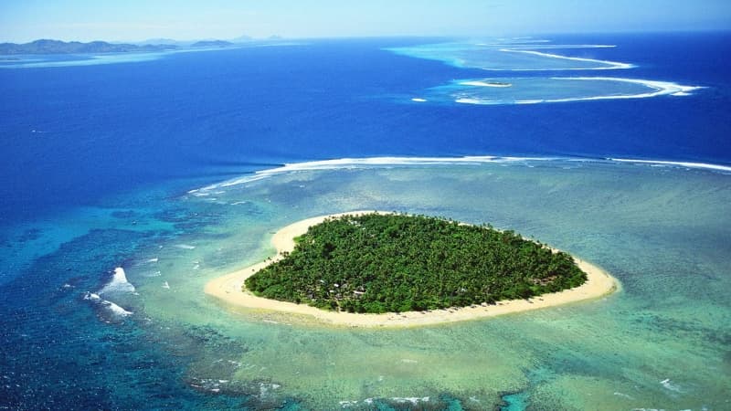 Salah satu pulau kecil di Indonesia. (AlifFajri06.blogspot.com)