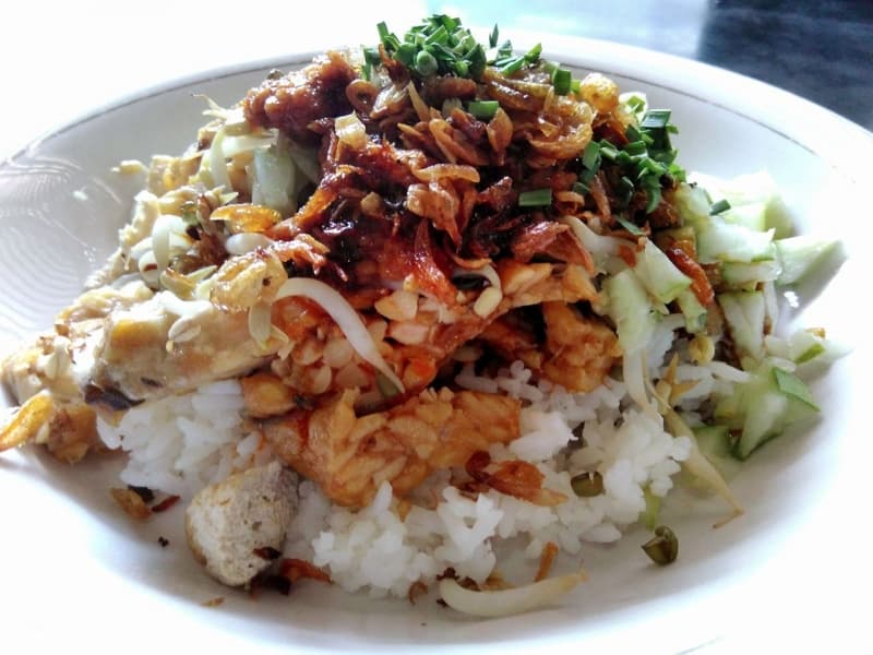 Nasi lengko khas Kota Cirebon (qubicle)