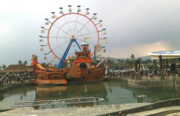 Sediakan Puluhan Wahana Permainan, Saloka Theme Park Jadi Magnet Wisata Baru di Jawa Tengah
