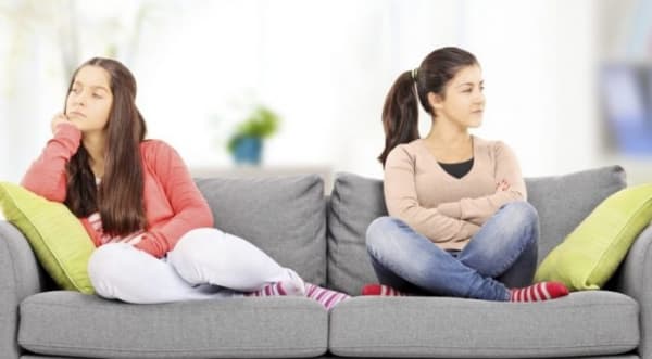 Waspadai 5 Tanda Persahabatan Nggak Sehat Ini!