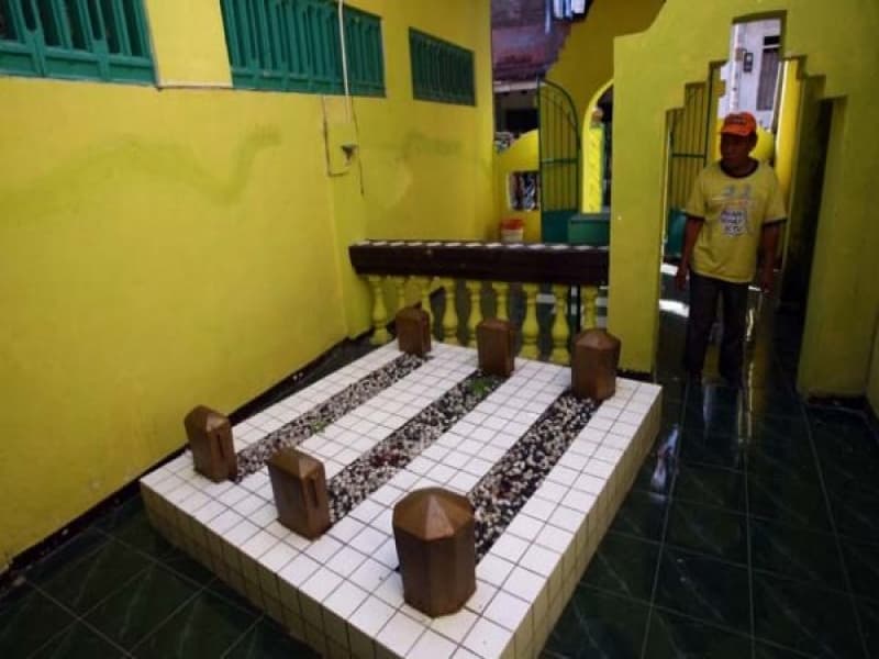 Berkah Kiai Damar yang Tak Kunjung Padam