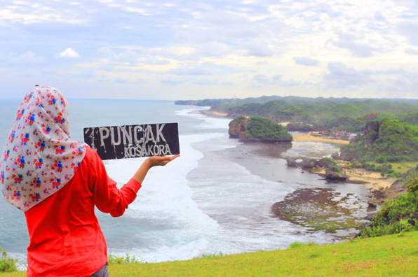Trekking ke Puncak Kosakora, Salah Satu Puncak Indah di Yogyakarta