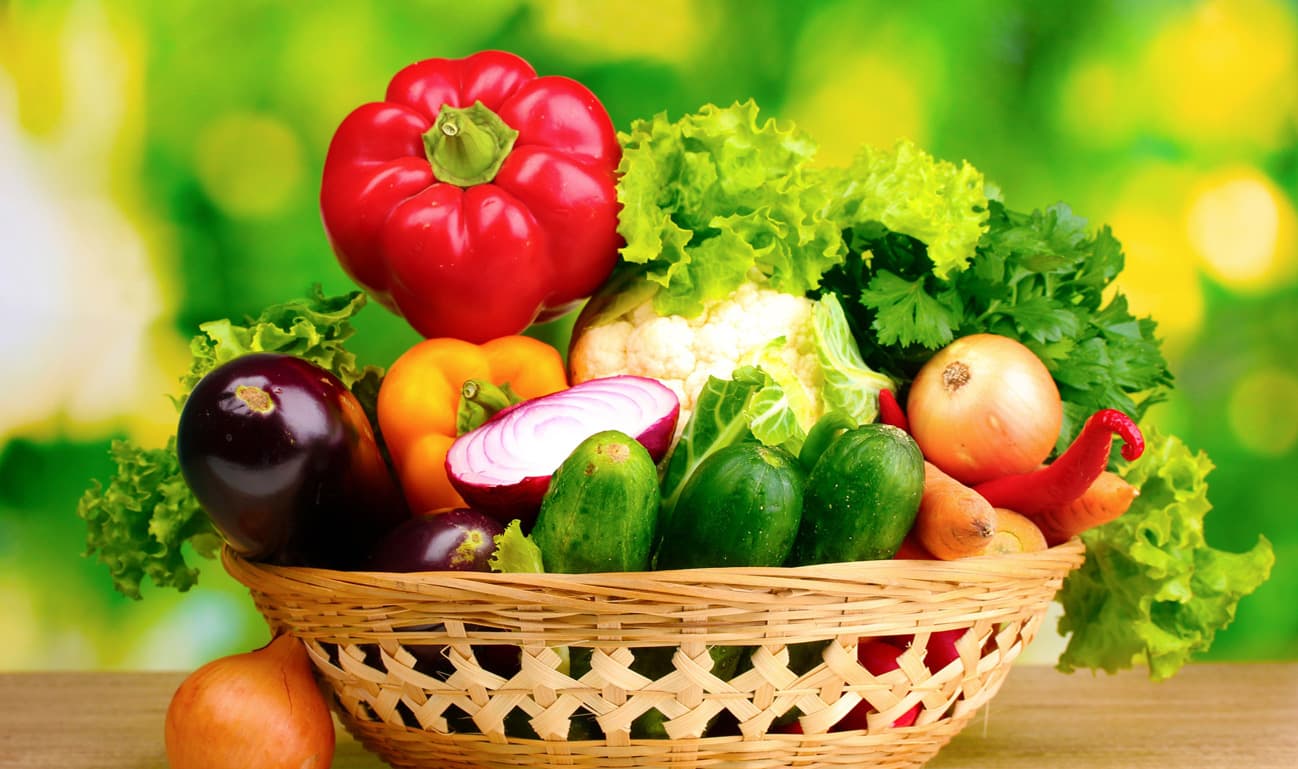 Buah dan sayuran yang segar adalah makanan terbaik untuk program dietmu. (simonbaynes.net)