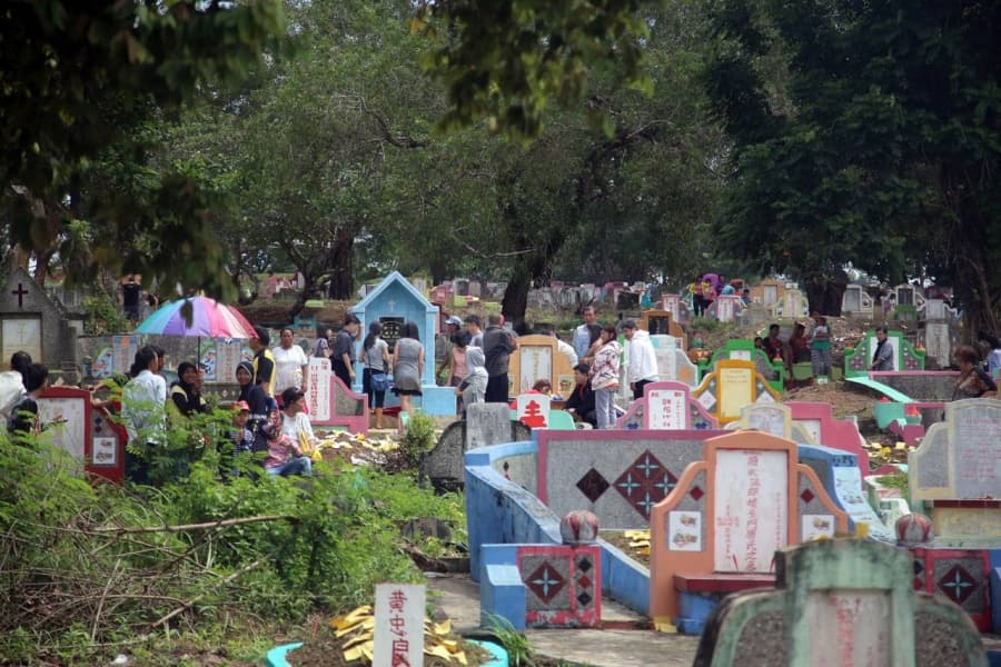 Mengingat dan Mendoakan Leluhur Melalui Tradisi Ceng Beng
